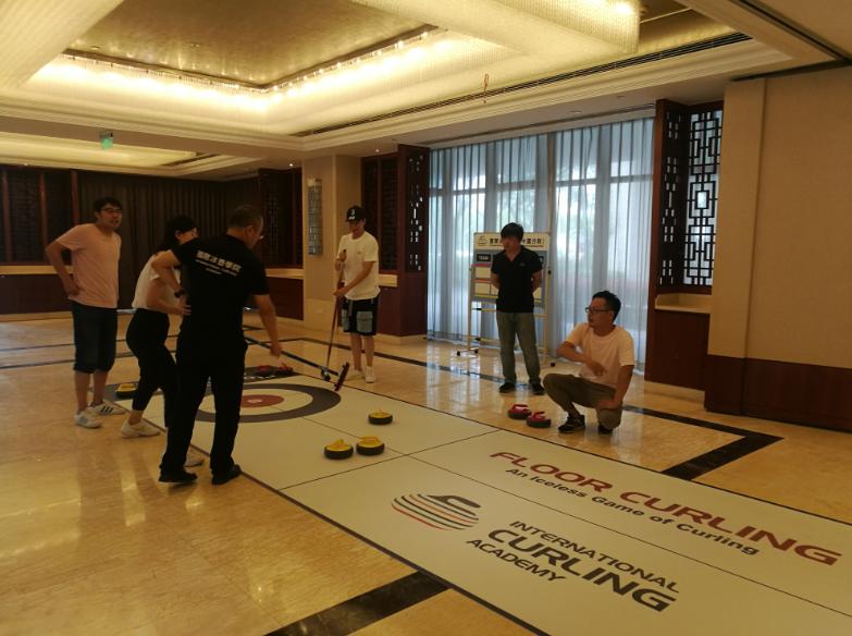 上海市社區(qū)<a href=http://m.yingdedao.com target=_blank class=infotextkey>健身</a>俱樂部