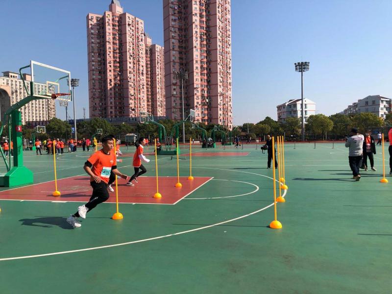 上海市社區(qū)<a href=http://m.yingdedao.com target=_blank class=infotextkey>健身</a>俱樂部