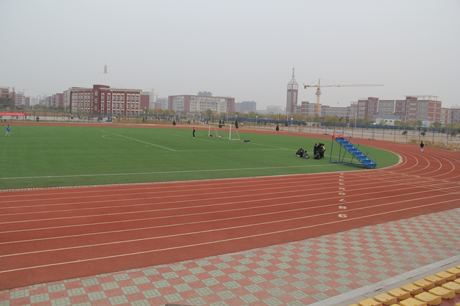 北京交通大學(xué)黃驊分校4*4<a href=http://m.yingdedao.com target=_blank class=infotextkey>塑膠跑道</a>工程實(shí)例