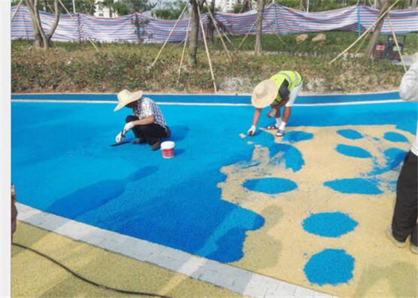 EPDM<a href=http://m.yingdedao.com target=_blank class=infotextkey>塑膠跑道</a>