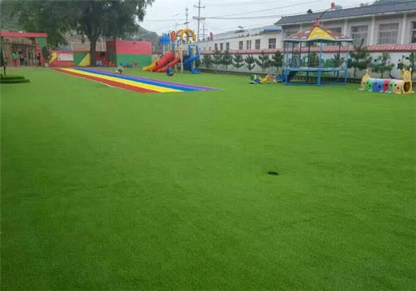 幼兒園<a href=http://m.yingdedao.com target=_blank class=infotextkey>塑膠跑道</a>