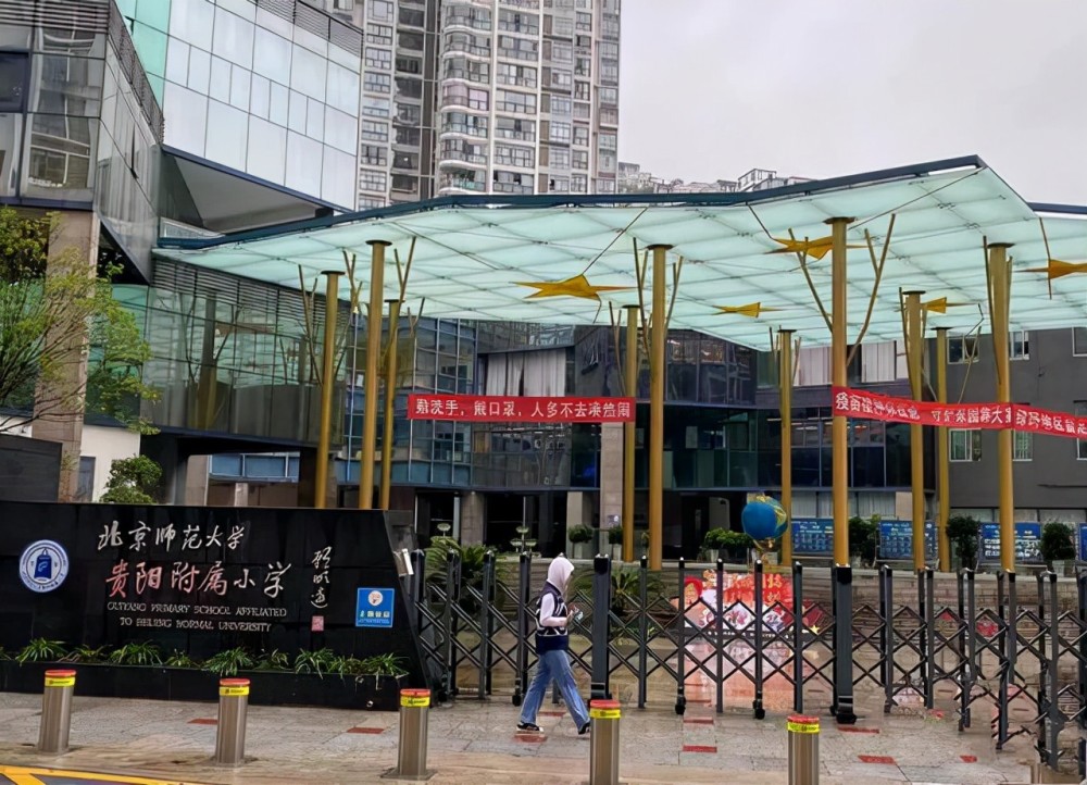 7歲女孩家長把自己描述得很偉大！都是別人的錯(cuò)嗎？只怕未必！