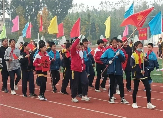 脈動(dòng)金秋，激情飛揚(yáng)！安泰小學(xué)<a href=http://m.yingdedao.com target=_blank class=infotextkey>塑膠跑道</a>啟用典禮暨金秋體育節(jié)活動(dòng)